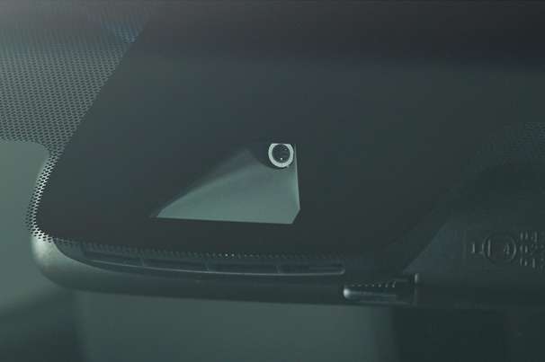 実安全の追求から生まれた、4つの先進安全機能Toyota Safety Sense P 単眼カメラ