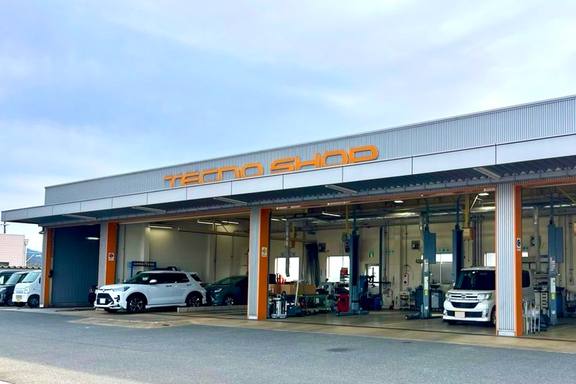 トヨタカローラ山口_山口マイカーセンター内観