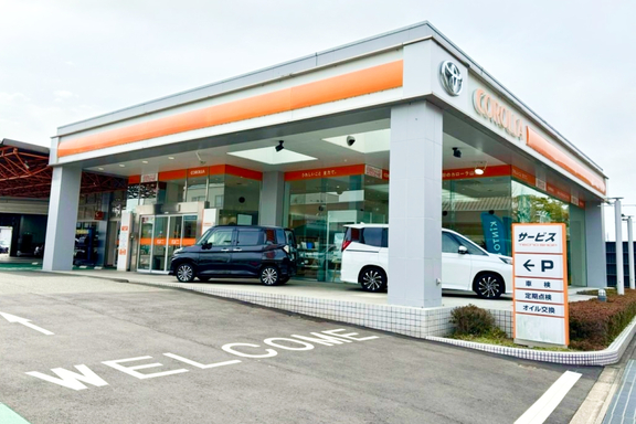 トヨタカローラ山口_山口店内観