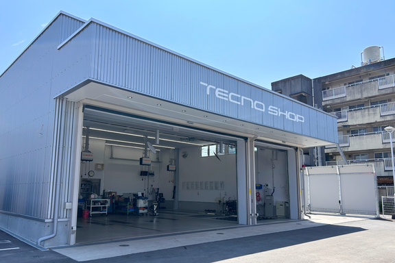 トヨタカローラ山口新下関店整備工場