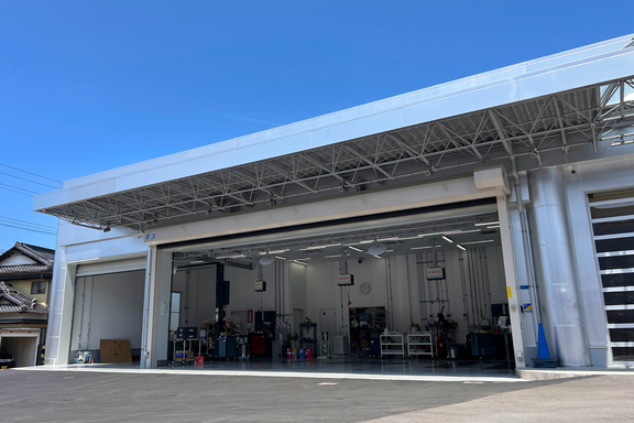 トヨタカローラ山口新下関店整備工場